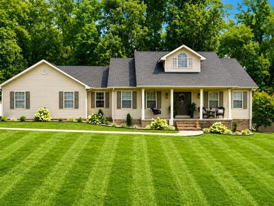 65 Green Fields Spur