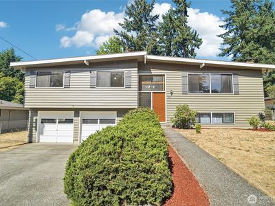 1809 Blaine Avenue NE