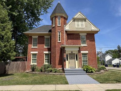 189 S High Street