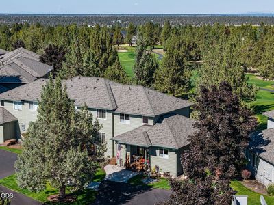 1124 Golden Pheasant Dr