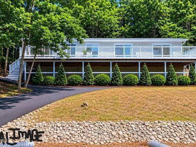 1212 Sweetwater Dr