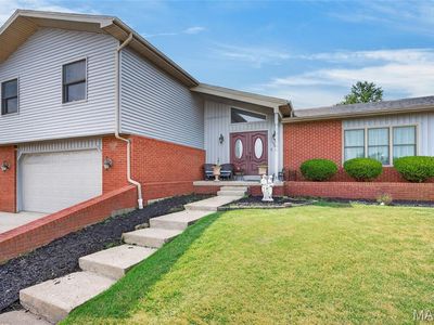 106 Meadow Ln