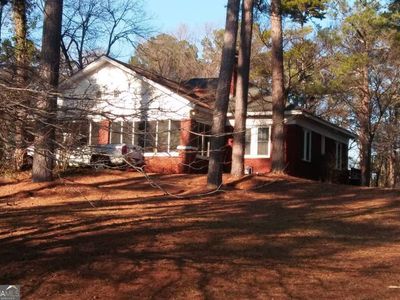 2193 Ben Hill Rd