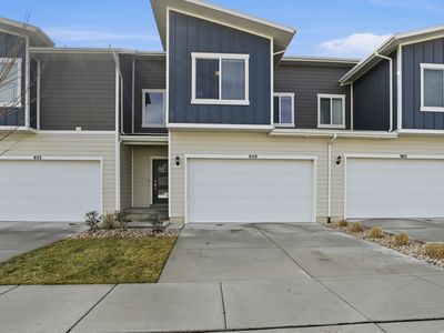 959 W Lucky Clover Dr