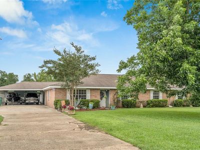 Property at 318 Evangeline Rd, Montz, LA