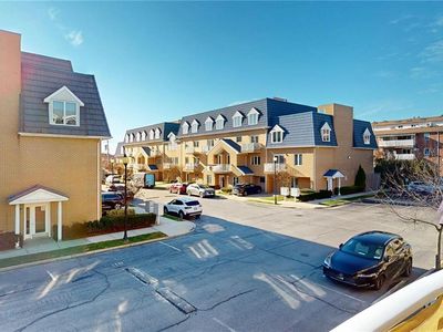 1535 Royce St APT 1C