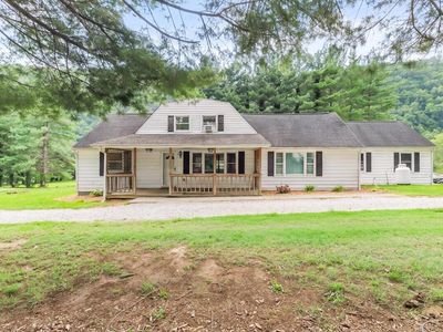 138 Weaver Dr