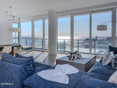 1101 N Ocean Avenue #805