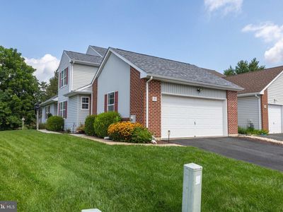 193 Steven Ln