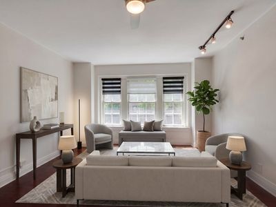 534 Beacon St APT 203