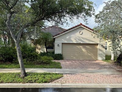 748 Tulip Cir