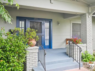 260 E Sonoma Ave