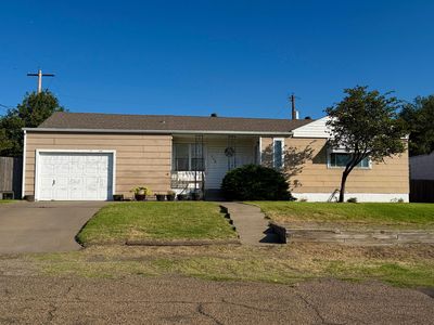200 Cottonwood St