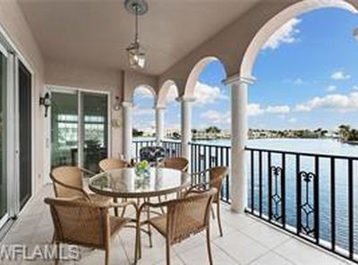 4000 Gulf Shore BLVD N #3200