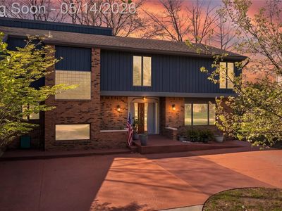 8727 Sarah Ln