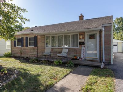 504 E Douglas Dr
