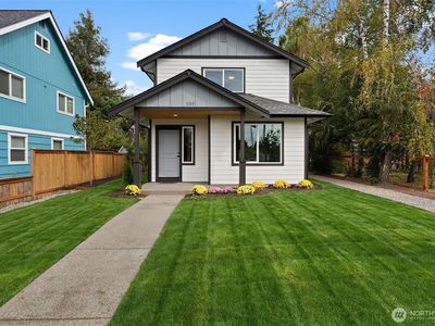 939 E 61st Street
