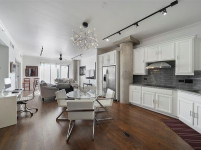 3030 Post Oak Blvd Unit 308