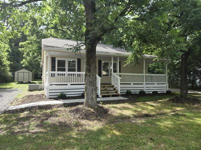 220 Coffey Dr NE