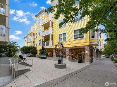 2901 NE Blakeley #401