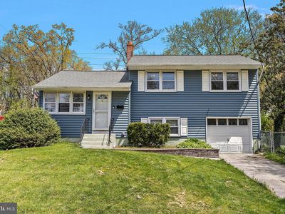 1313 Greenleaf Rd