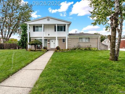 36319 Travis Dr