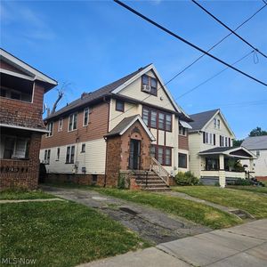 1747 Catalpa Rd