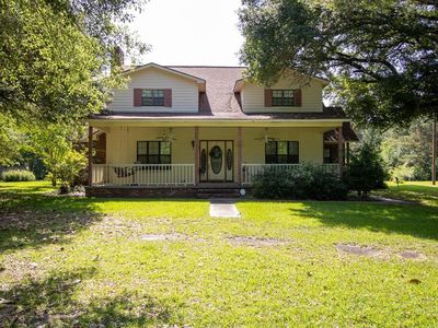302 Freedom Rd