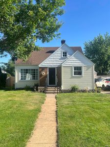 106 W Ben St
