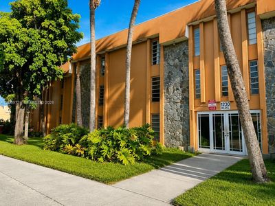 1230 W 54th St APT 329A