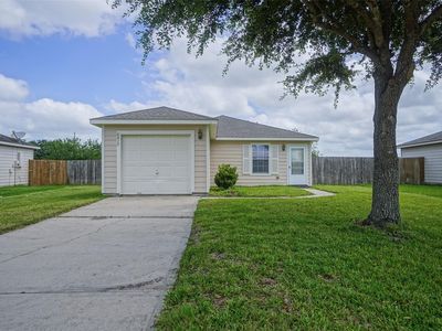 6815 Rambling Brook Ln