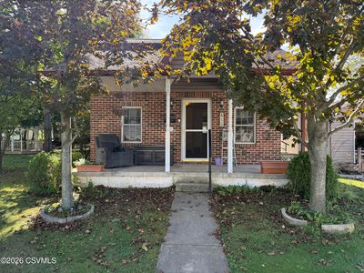 220 Pearl St