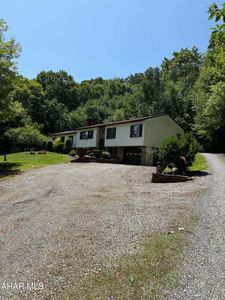 141 Peck Hill Rd