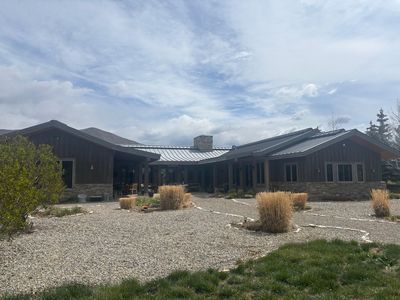 102 Silverwood Dr
