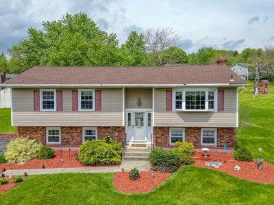 11 Alden Court