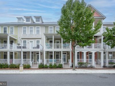 22 Beach Side Dr