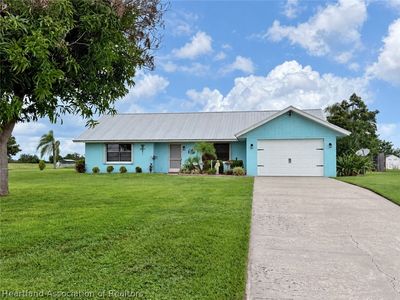 4 Tall Oaks Trl