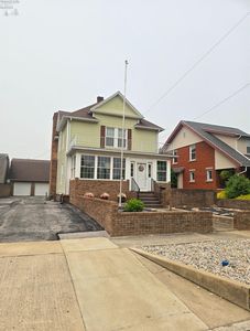 132 N Wilson Ave