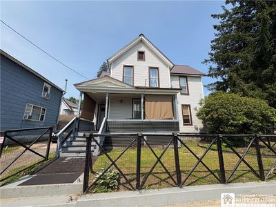 405 N 11th St