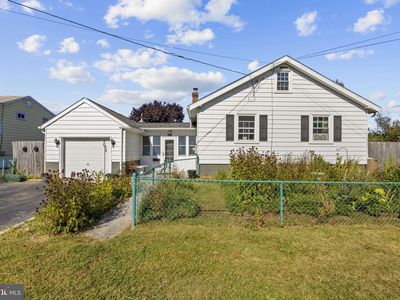 2201 Redwood Ave