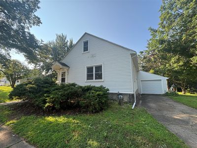 Property at 2019 Evelyn St, Perry, IA