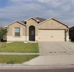 8133 Cattlemen Dr