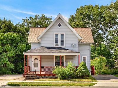 180 Cleveland St