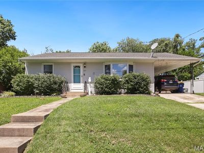 417 Hall Ave