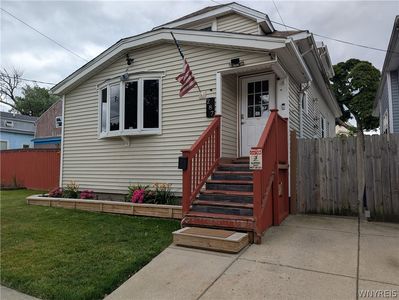 287 Crowley Ave