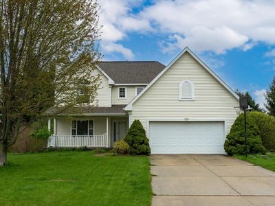 1151 Meadow Dr