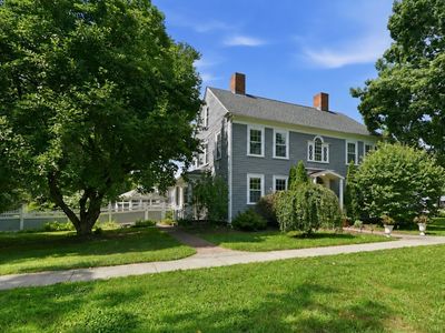 724-726 Main St