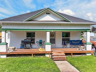 Property at 738 Tyhee Ave, American Falls, ID
