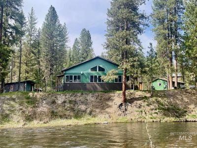 819 Middlefork Rd