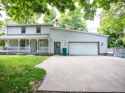 6382 W Lake Rd